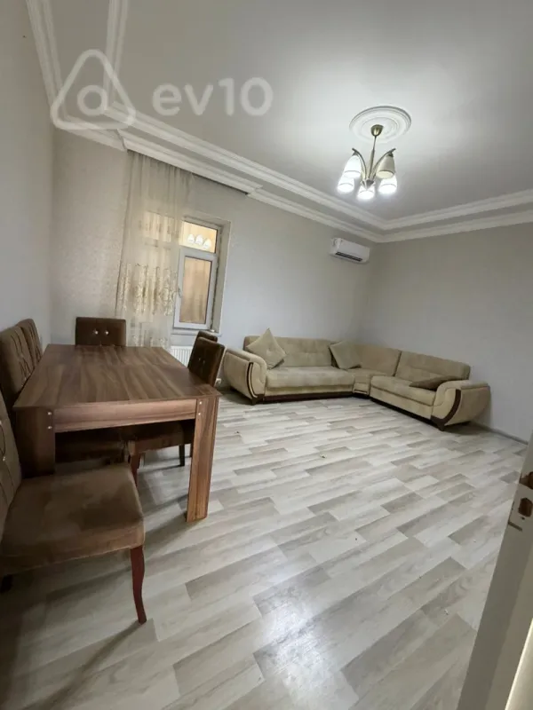 Kirayə verilir 3 otaqlı həyət evi 468 m²