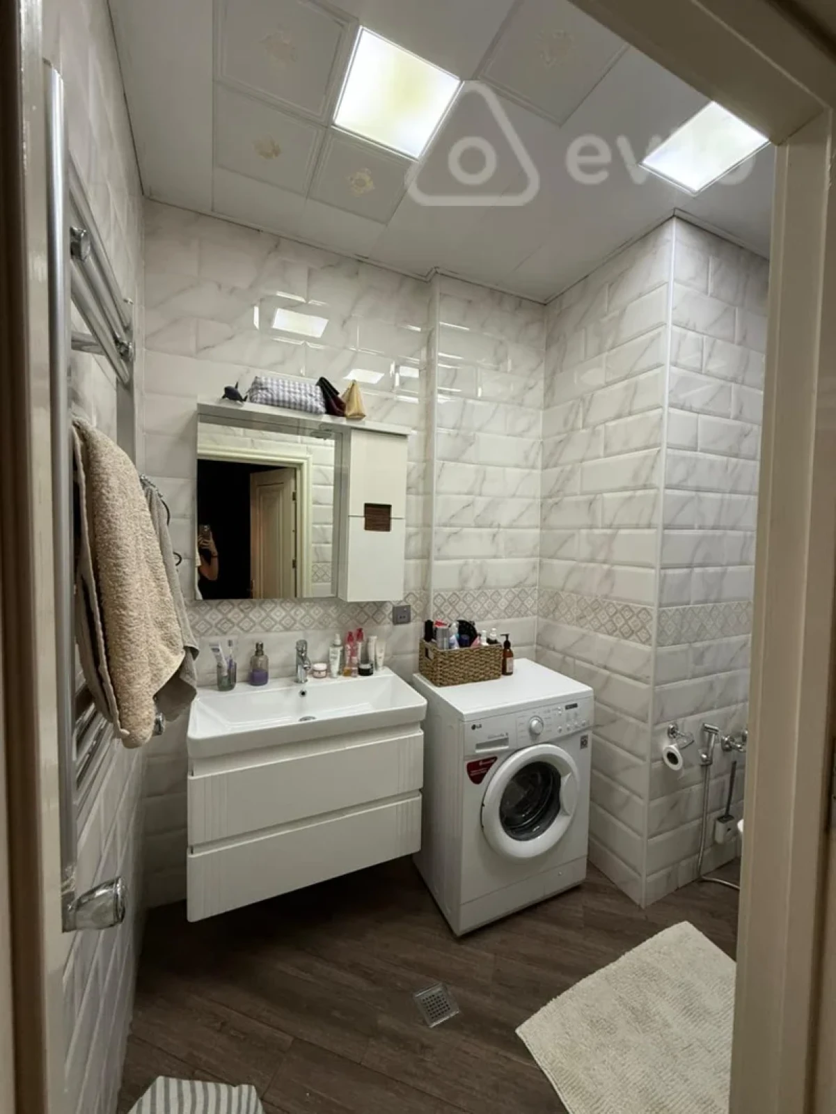 Kirayə verilir 2 otaqlı yeni tikili 75 m²