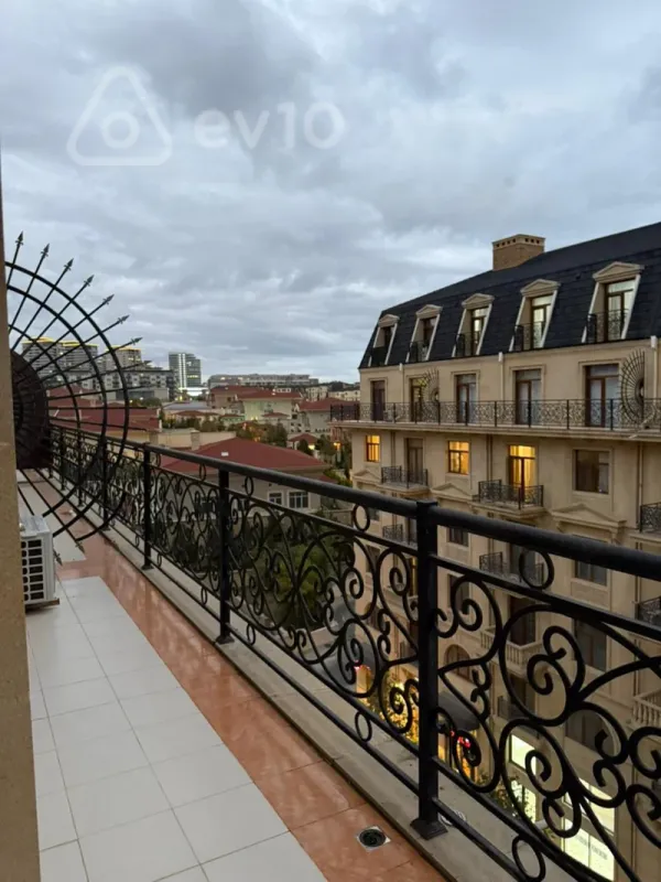 Kirayə verilir 2 otaqlı yeni tikili 75 m²