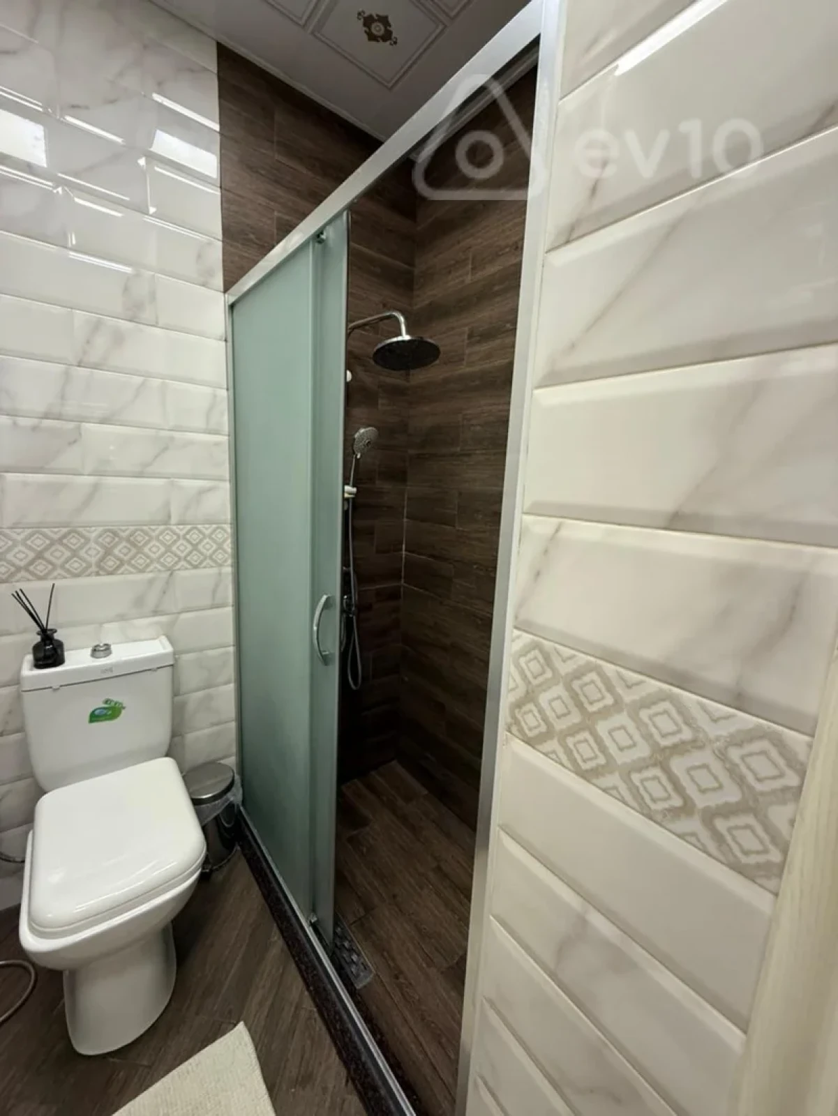 Kirayə verilir 2 otaqlı yeni tikili 75 m²
