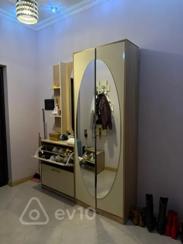 Kirayə verilir 2 otaqlı yeni tikili 75 m²