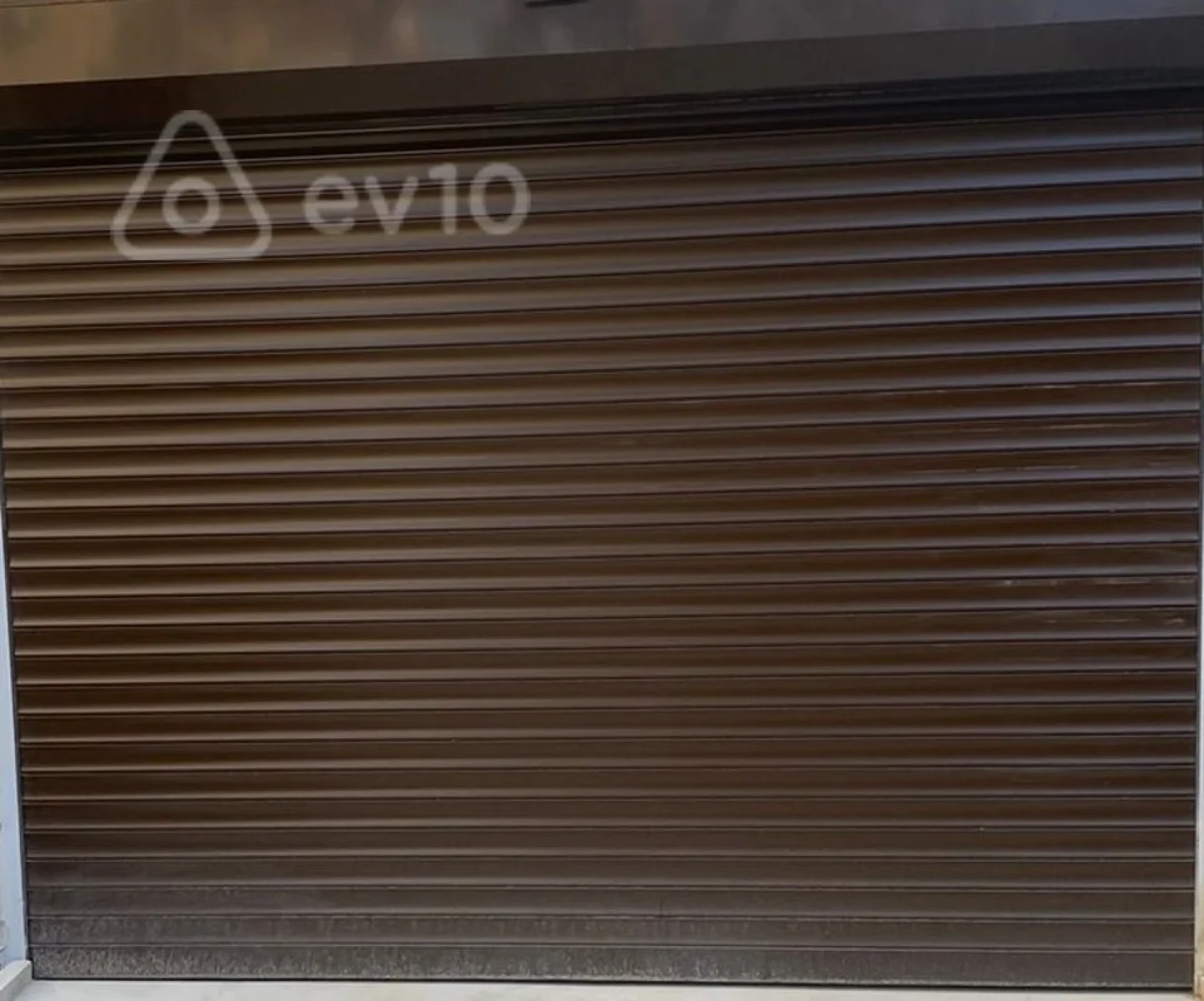 Satılır mənzil 60 m²