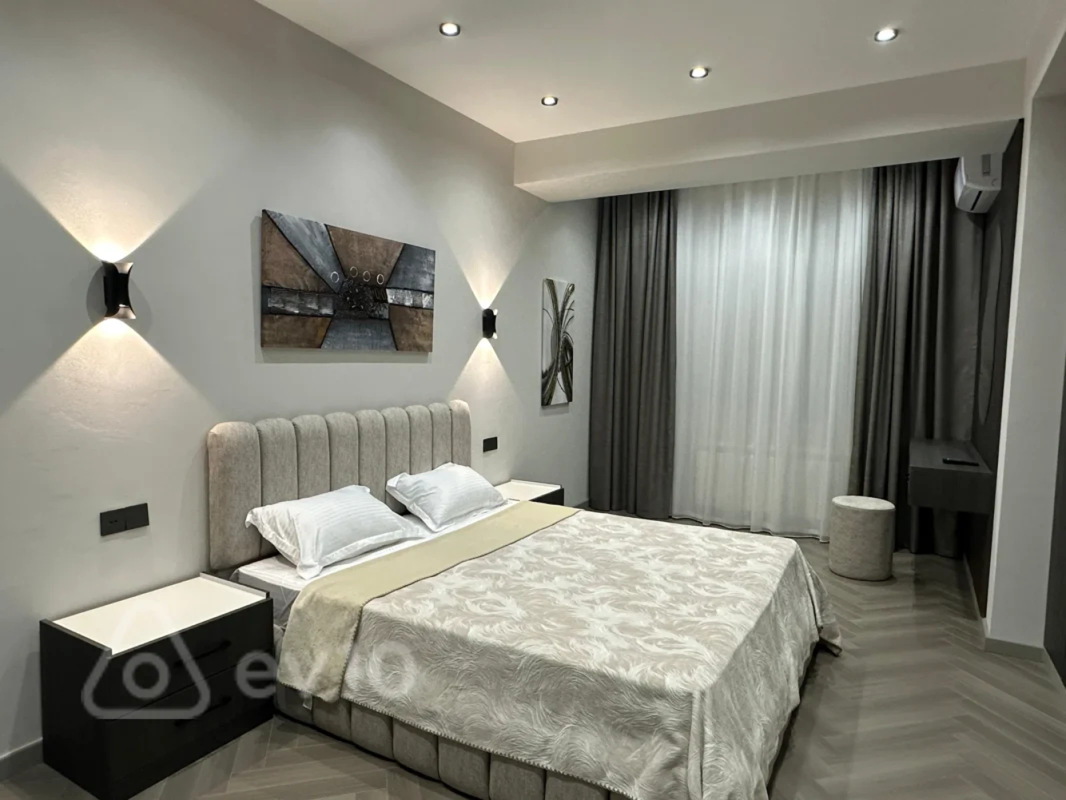 Kirayə verilir 3 otaqlı yeni tikili 115 m²