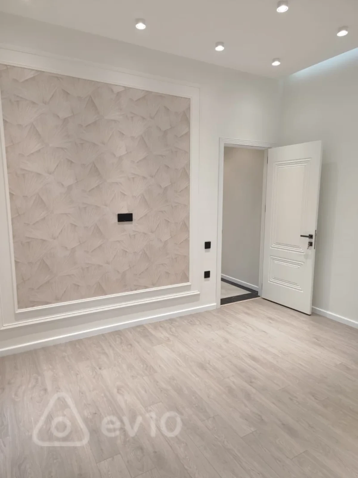 Satılır 3 otaqlı yeni tikili 122 m²