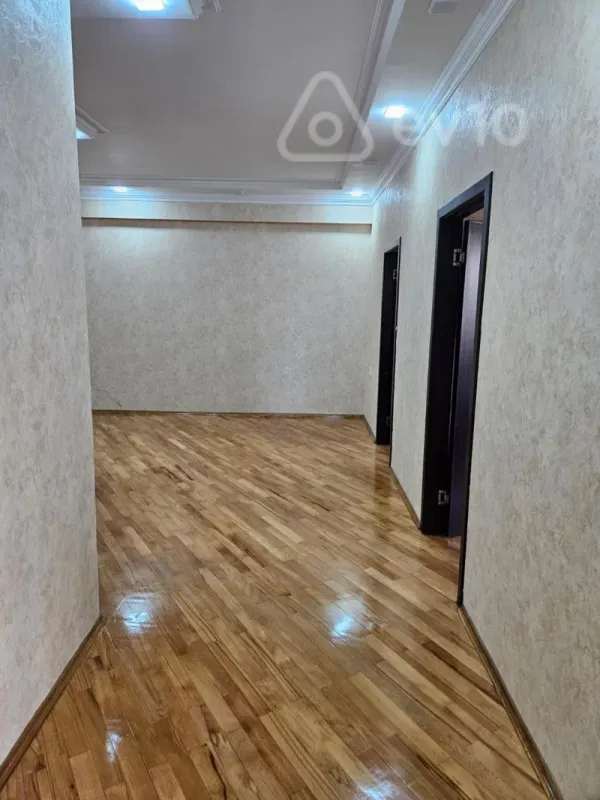 Satılır 3 otaqlı yeni tikili 138 m²