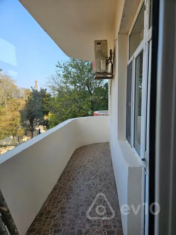 Satılır 3 otaqlı yeni tikili 138 m²