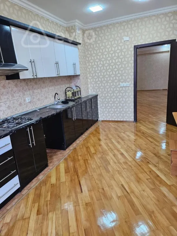 Satılır 3 otaqlı yeni tikili 138 m²