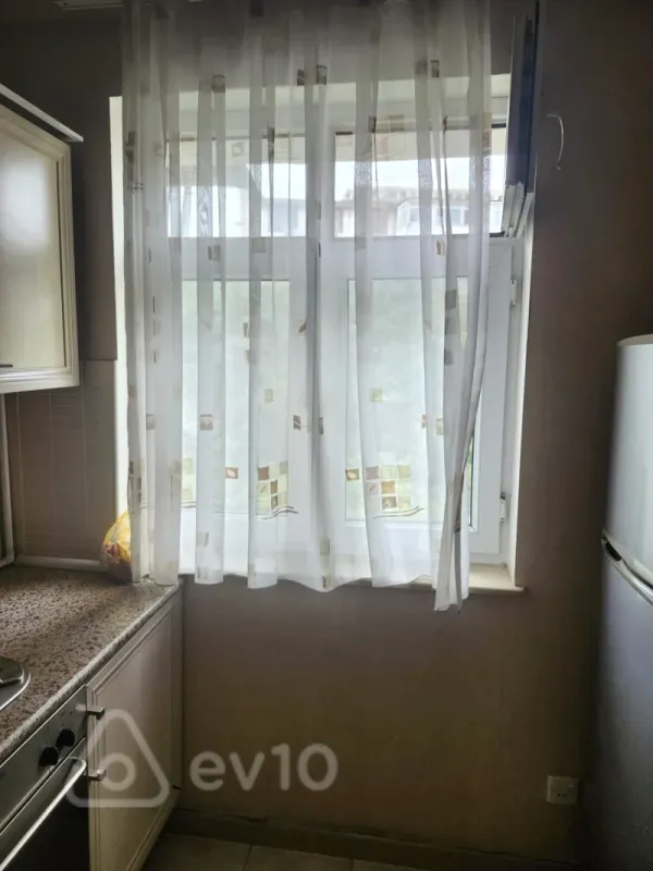 Satılır 3 otaqlı köhnə tikili 70 m²
