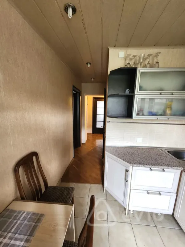 Satılır 3 otaqlı köhnə tikili 70 m²