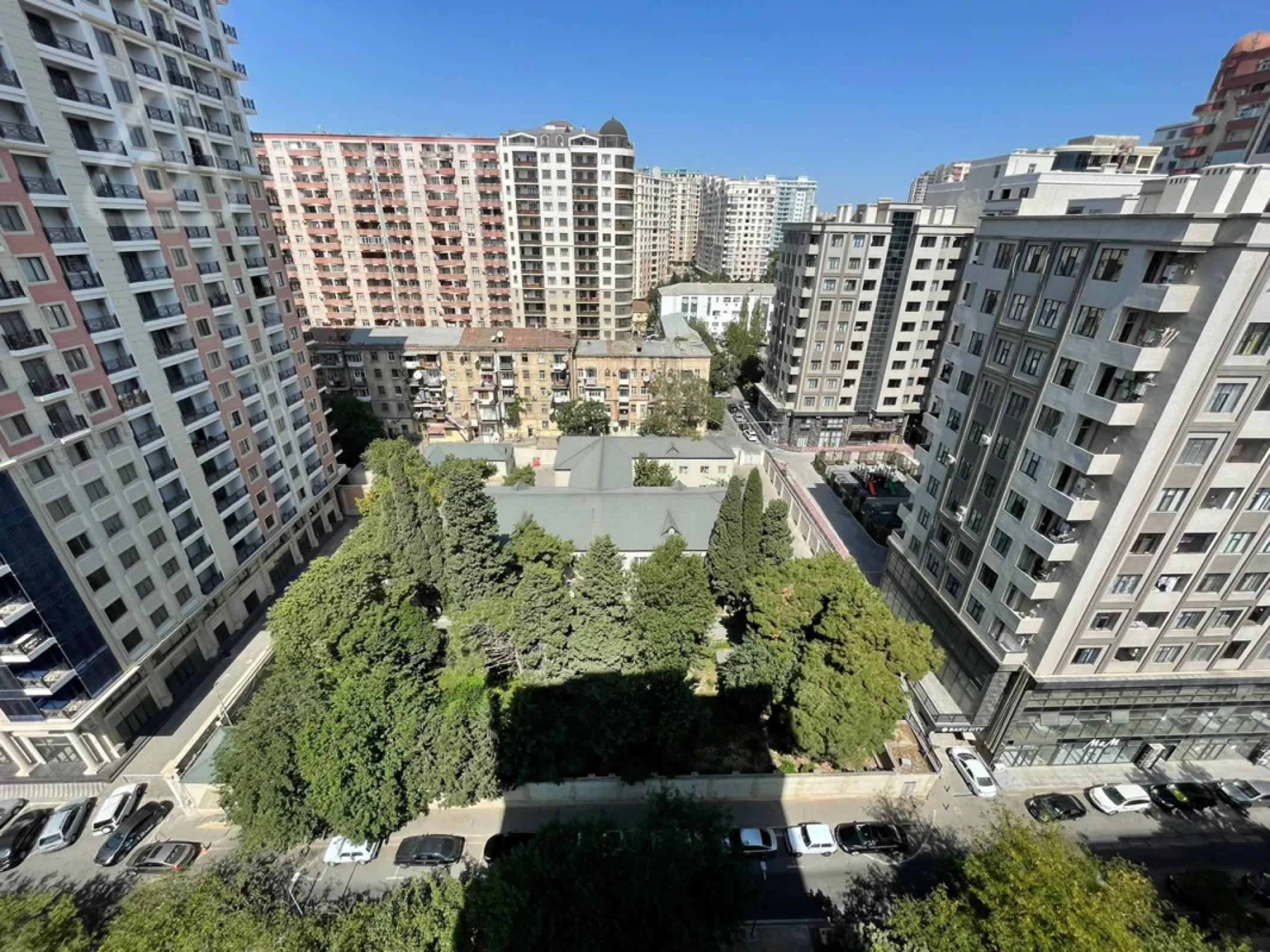 Kirayə verilir 3 otaqlı yeni tikili 110 m²