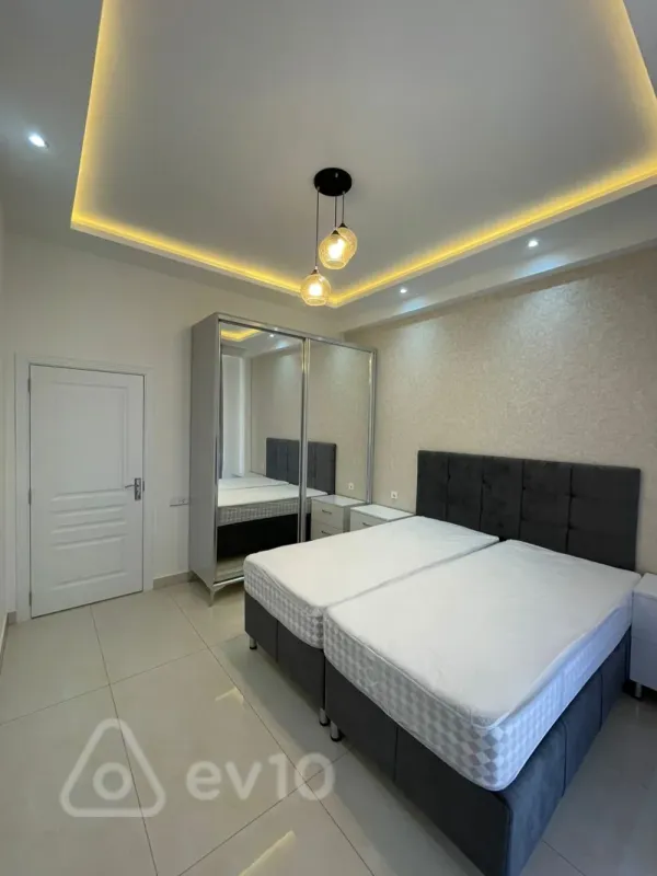 Kirayə verilir 3 otaqlı yeni tikili 110 m²