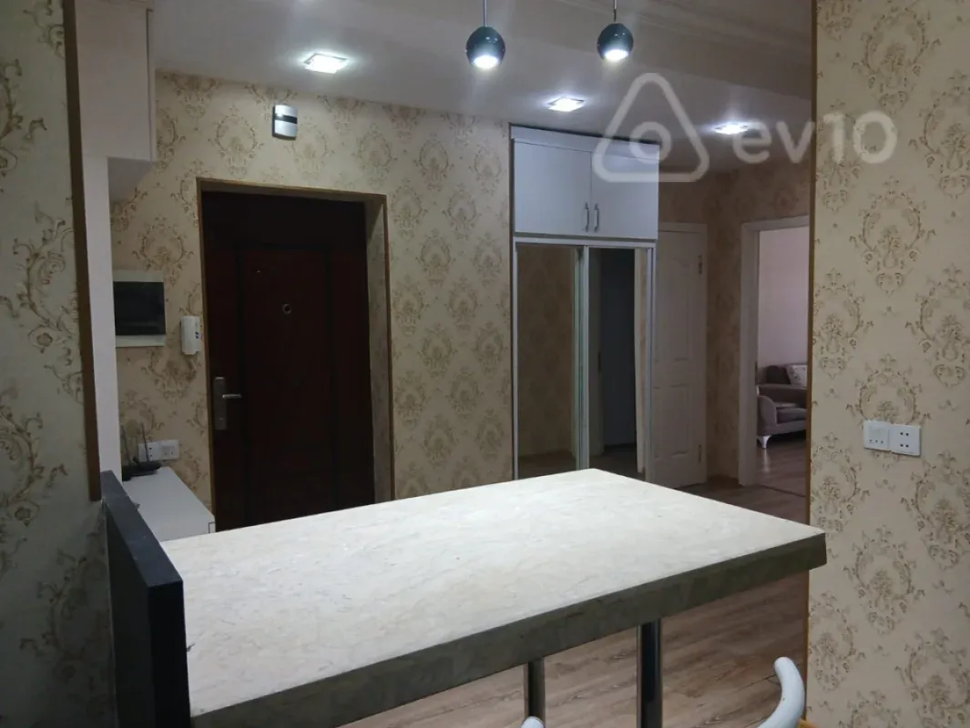 Kirayə verilir 3 otaqlı yeni tikili 103 m²