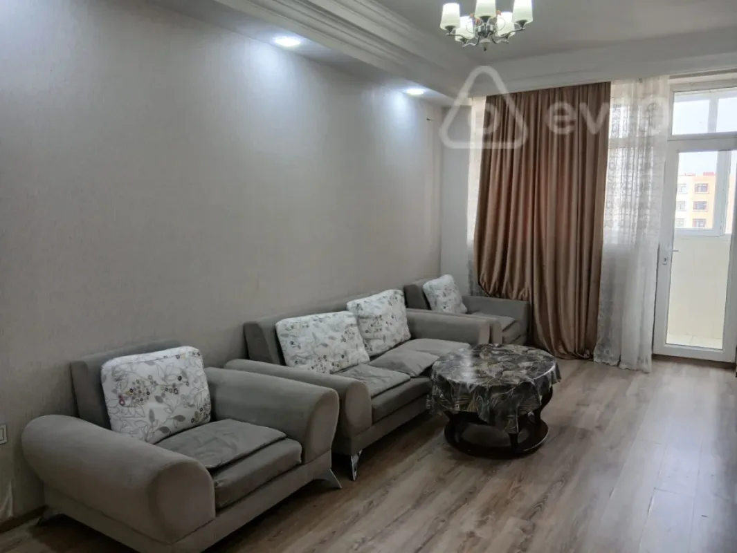 Kirayə verilir 3 otaqlı yeni tikili 103 m²