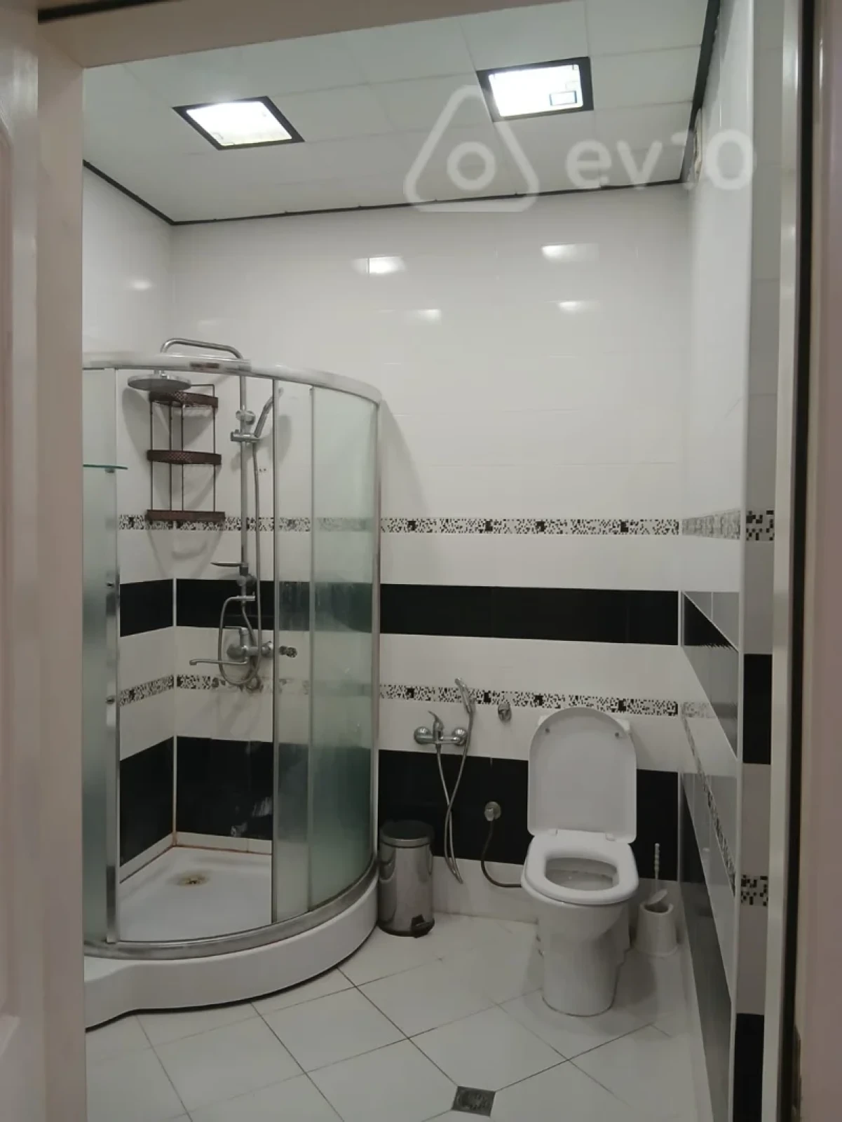 Kirayə verilir 3 otaqlı yeni tikili 103 m²