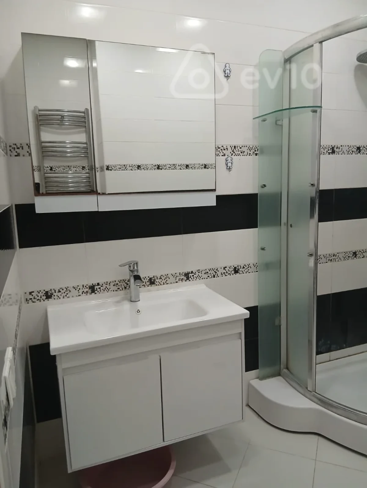 Kirayə verilir 3 otaqlı yeni tikili 103 m²