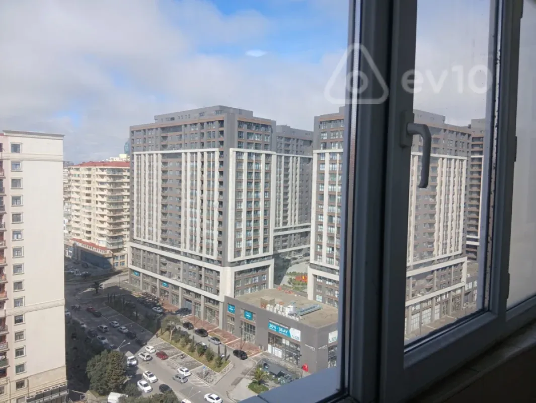 Kirayə verilir 3 otaqlı yeni tikili 103 m²