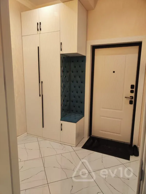 Kirayə verilir 3 otaqlı yeni tikili 62 m²