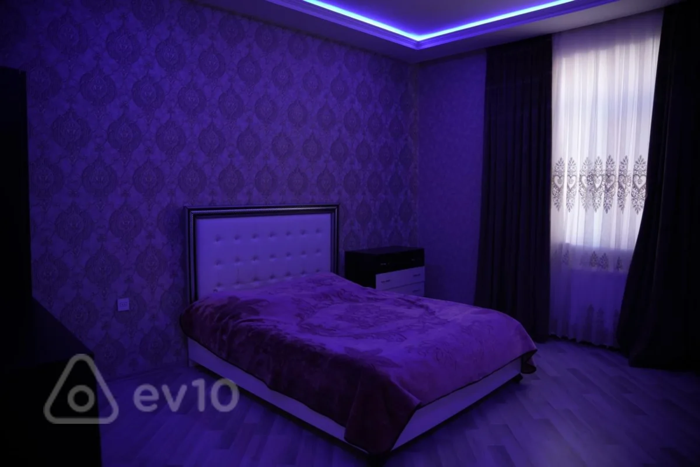 Satılır 7 otaqlı həyət evi 310 m²