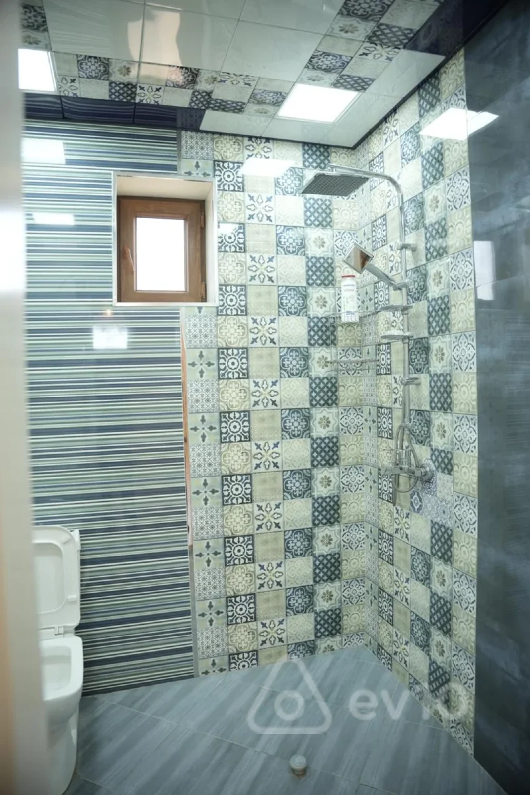 Satılır 7 otaqlı həyət evi 310 m²