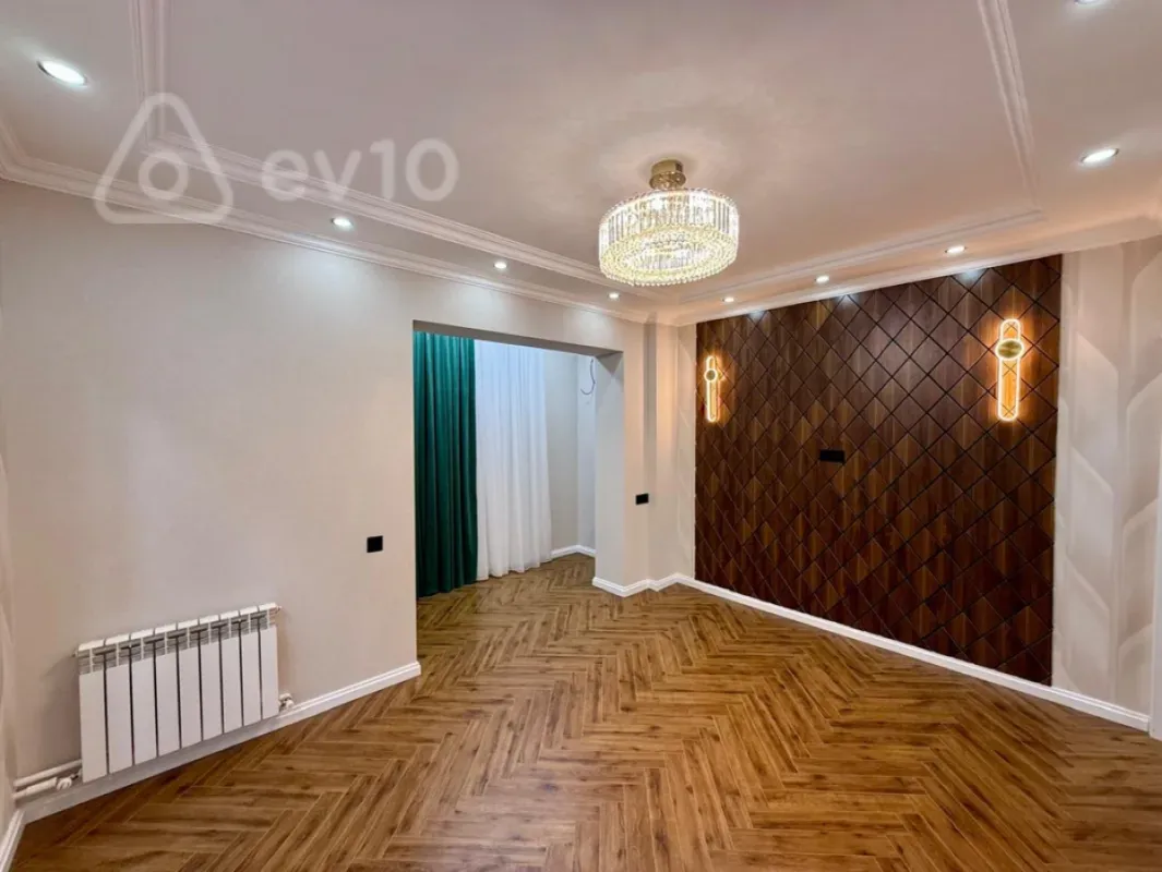 Kirayə verilir 3 otaqlı köhnə tikili 65 m²