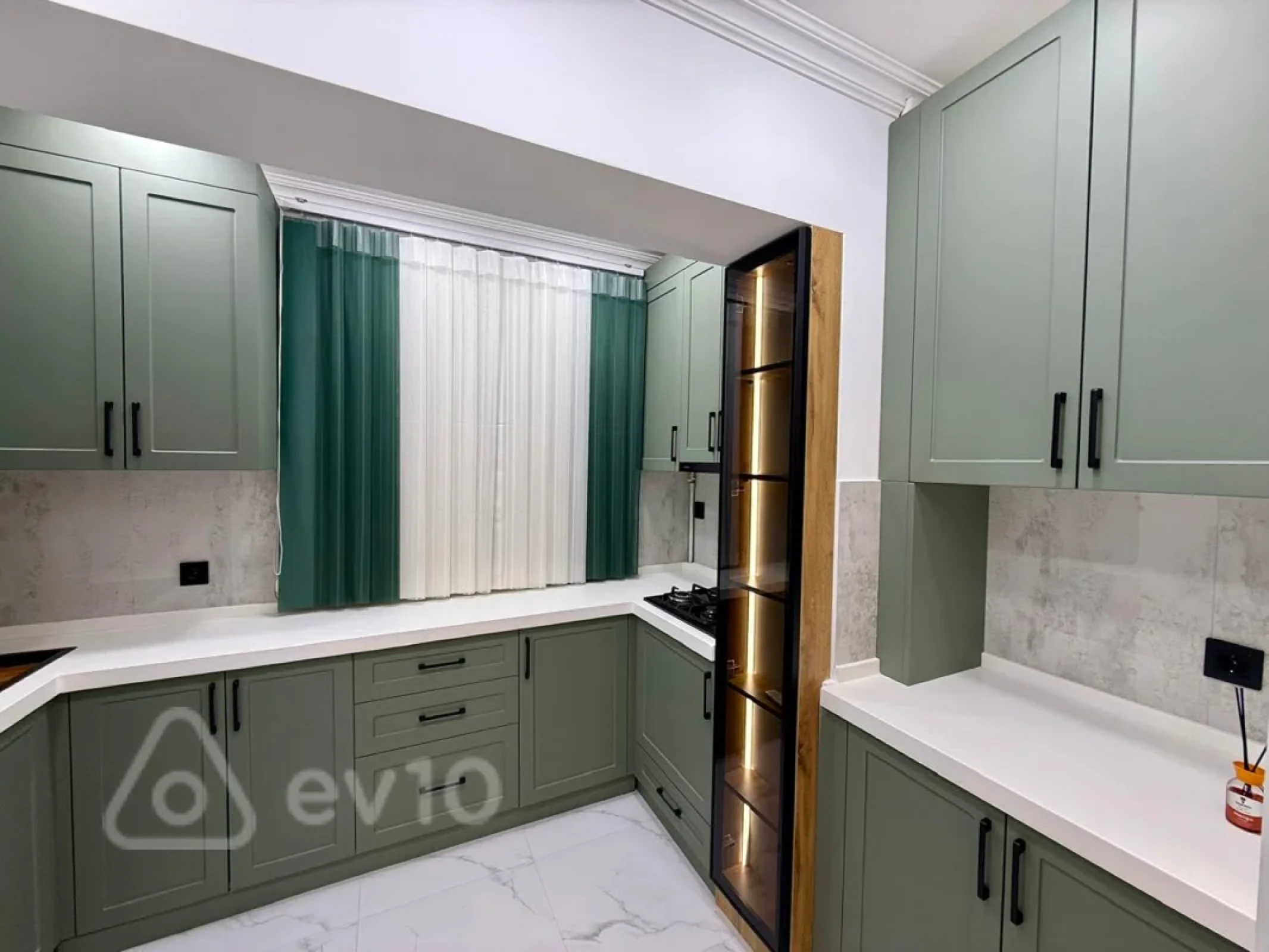 Kirayə verilir 3 otaqlı köhnə tikili 65 m²