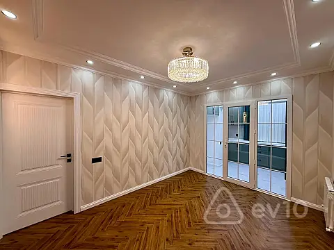 Kirayə verilir 3 otaqlı köhnə tikili 65 m²