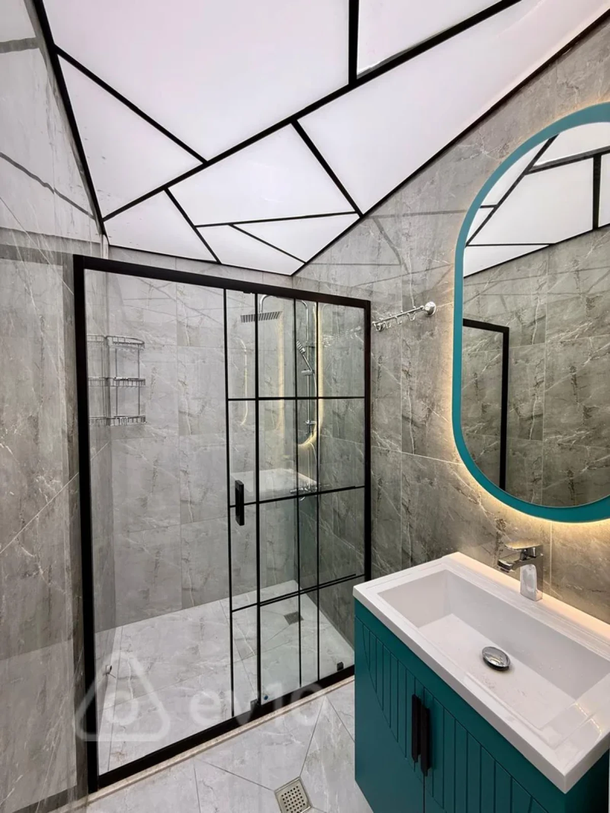 Kirayə verilir 3 otaqlı köhnə tikili 65 m²