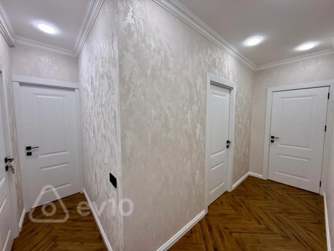 Kirayə verilir 3 otaqlı köhnə tikili 65 m²