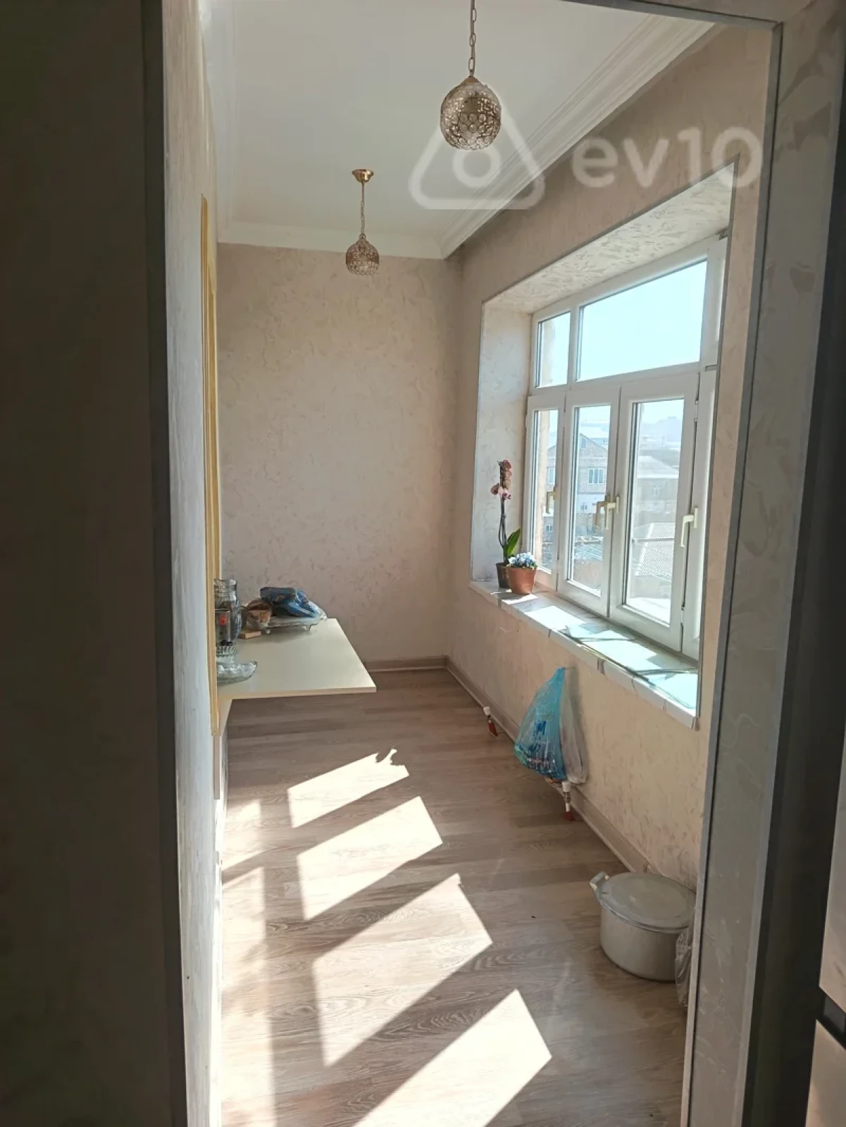 Kirayə verilir 3 otaqlı köhnə tikili 69 m²