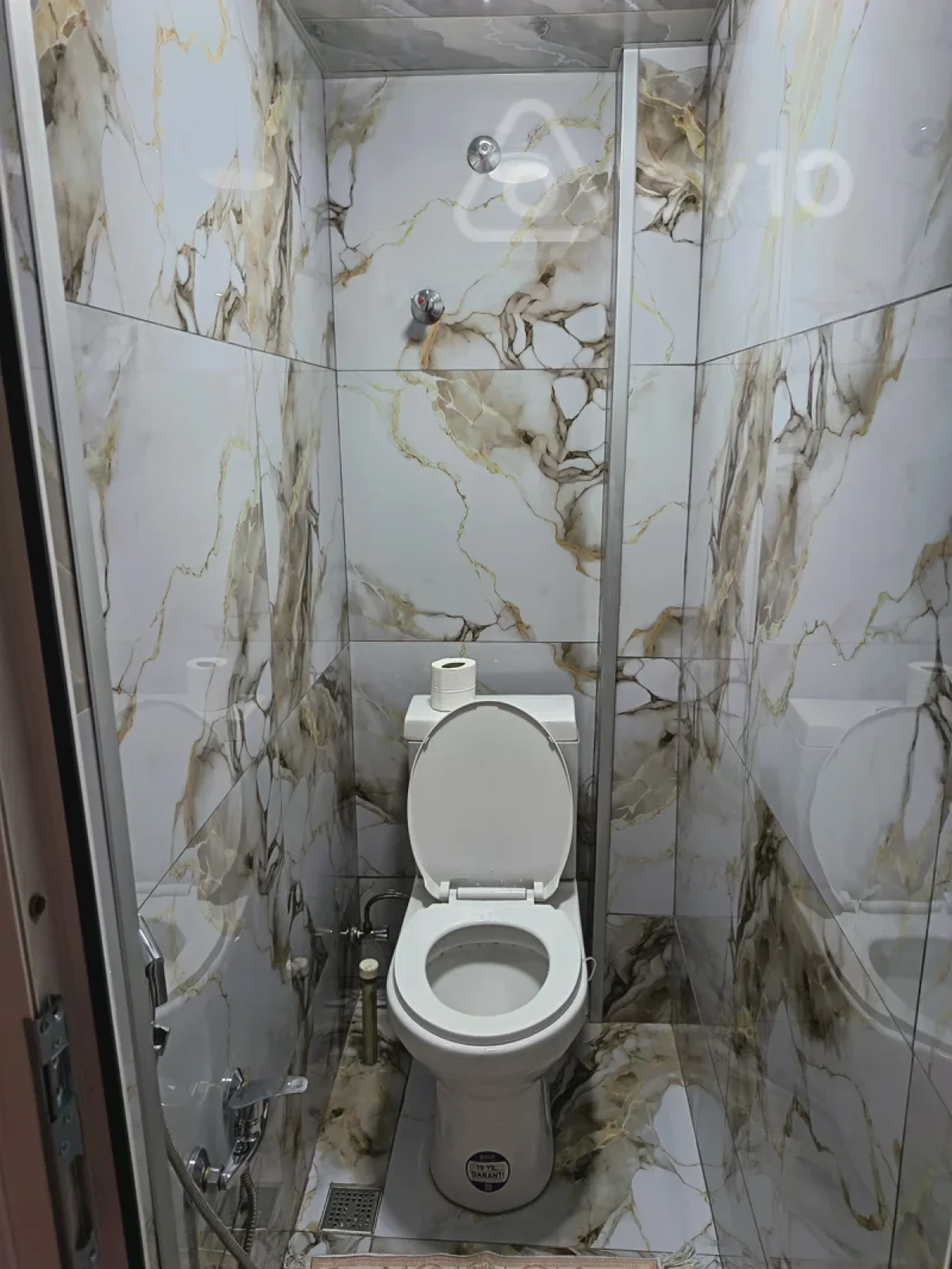 Kirayə verilir 3 otaqlı köhnə tikili 69 m²