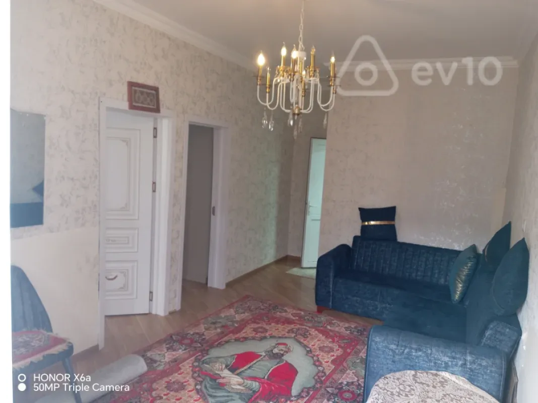 Satılır 3 otaqlı yeni tikili 150 m²