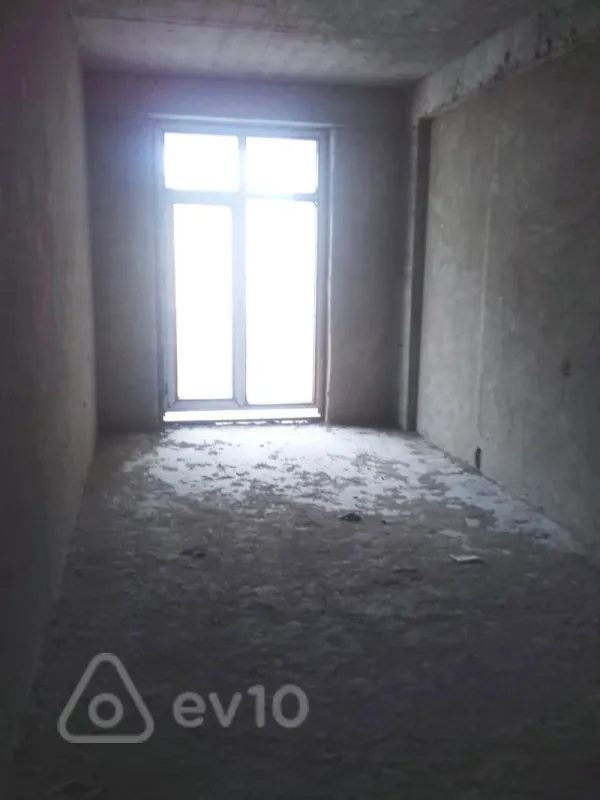 Satılır 4 otaqlı yeni tikili 185 m²