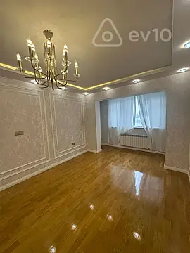 Satılır 3 otaqlı köhnə tikili 255000 m² — Bakı, Yasamal 3 otaq 255000.00 m²