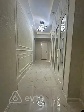 Satılır 3 otaqlı köhnə tikili 255000 m²