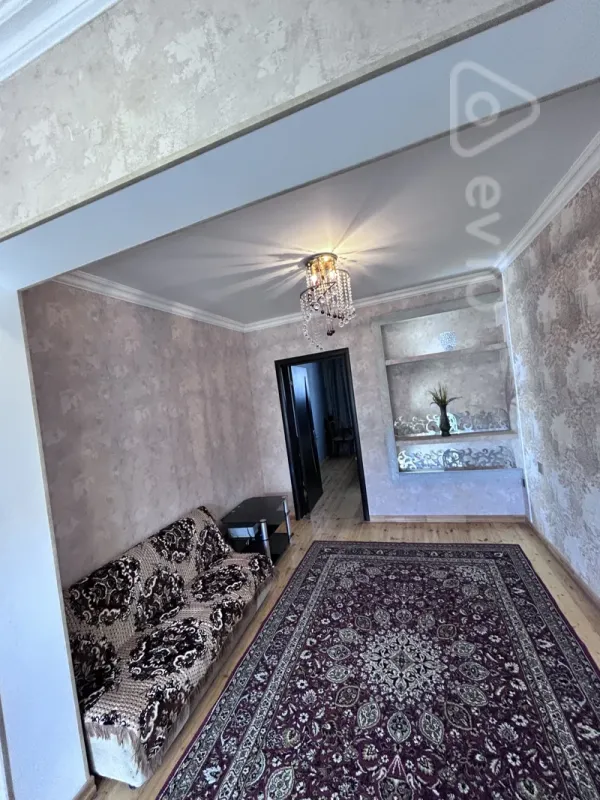 Kirayə verilir 3 otaqlı həyət evi 80 m²