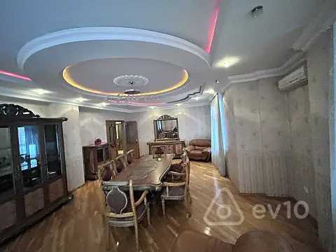 Satılır 3 otaqlı yeni tikili 140 m² — Bakı, Yasamal 3 otaq 140.00 m²