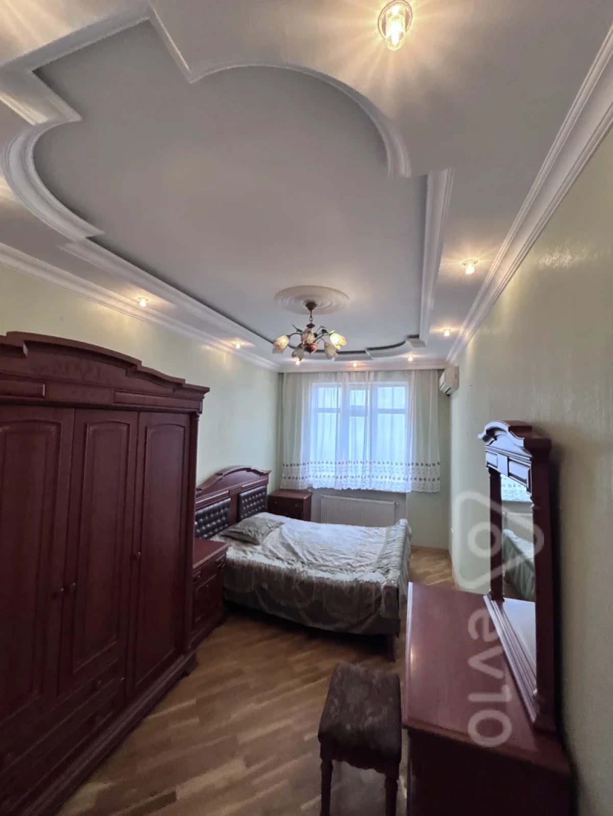 Satılır 3 otaqlı yeni tikili 140 m²