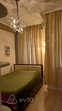 Kirayə verilir 2 otaqlı yeni tikili 70 m²