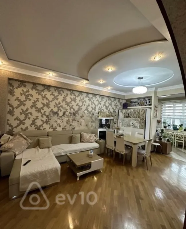 Kirayə verilir 2 otaqlı yeni tikili 70 m²