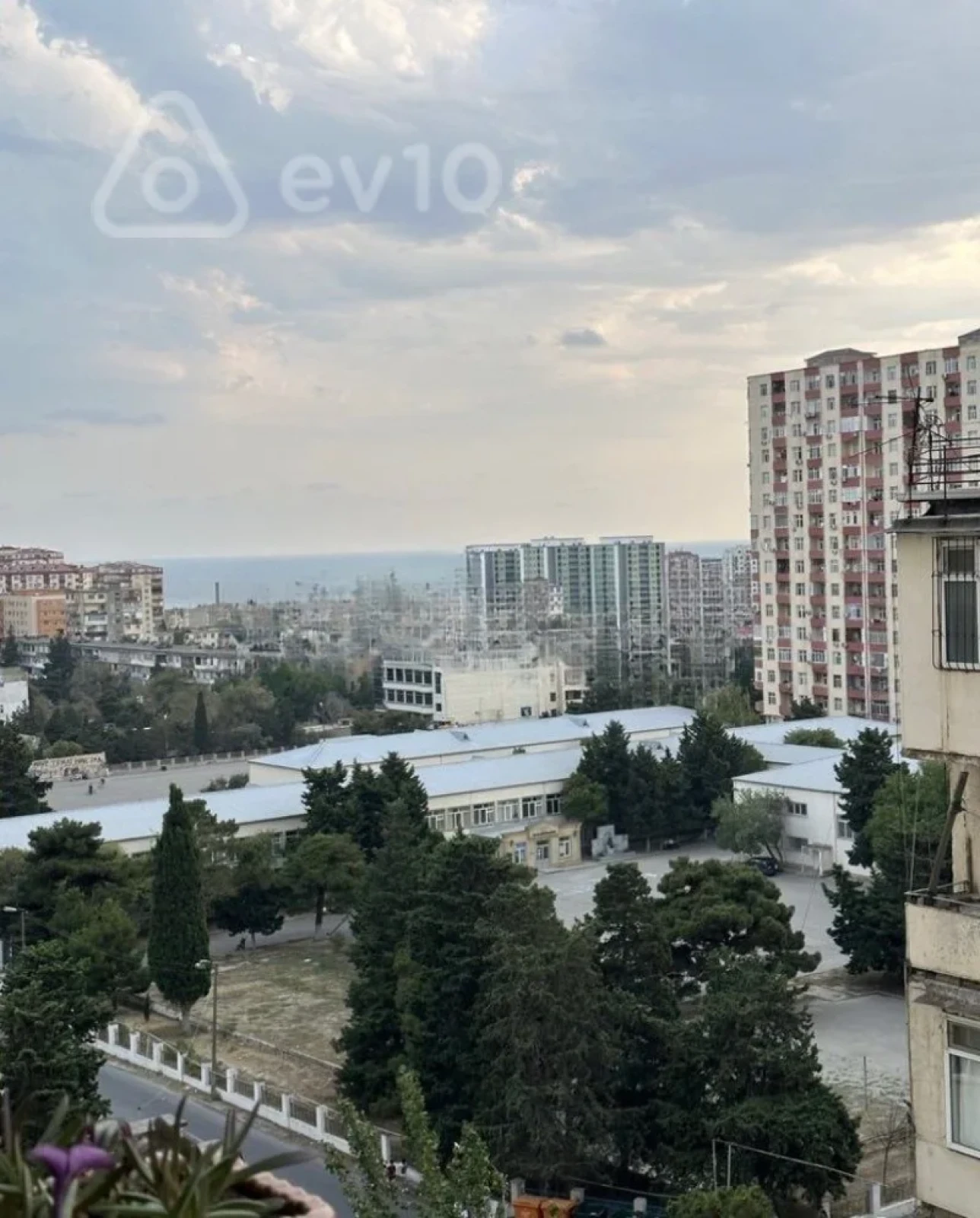 Kirayə verilir 2 otaqlı yeni tikili 70 m²
