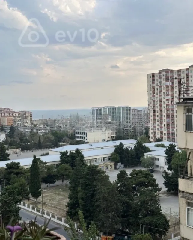 Kirayə verilir 2 otaqlı yeni tikili 70 m²