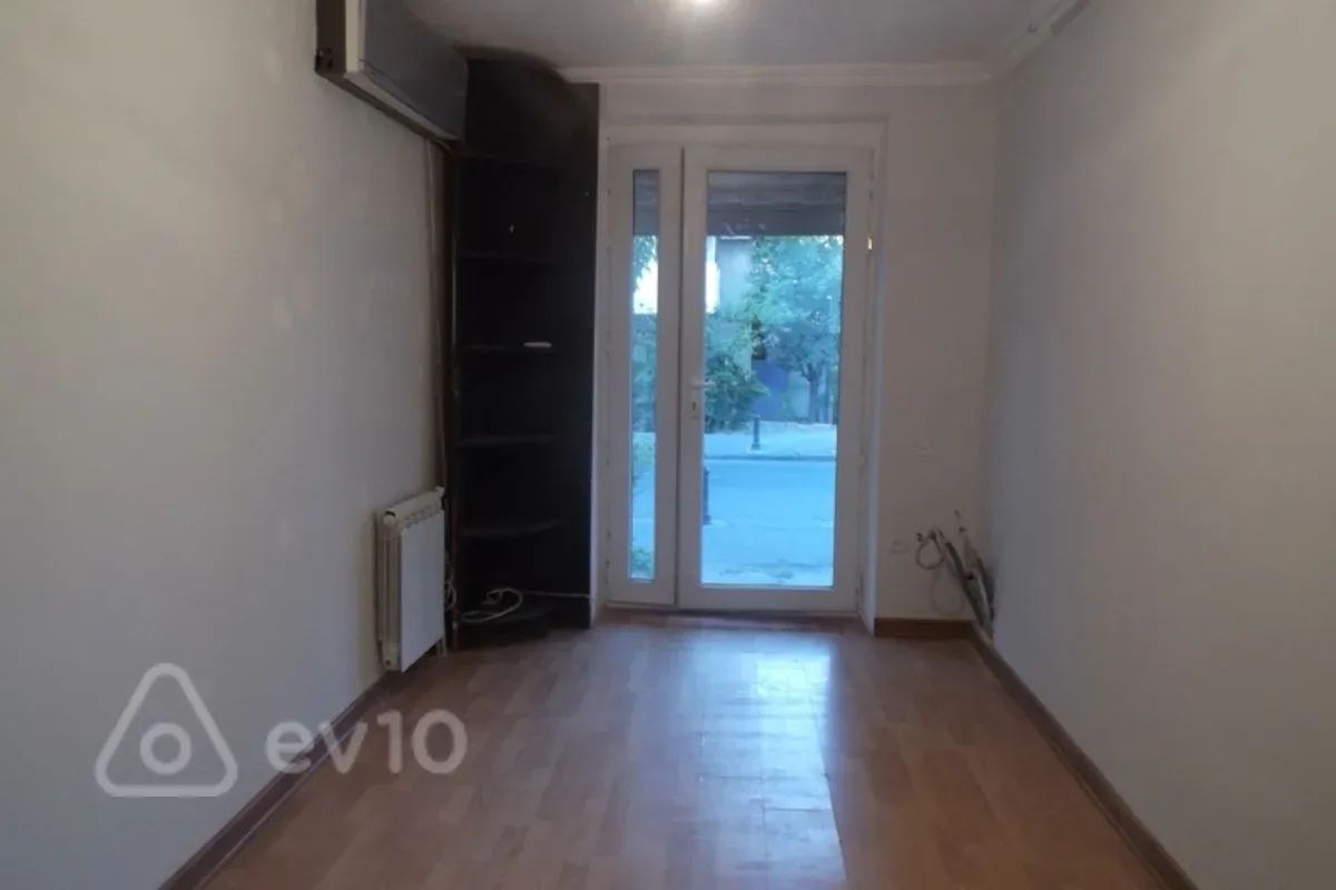 Satılır mənzil 80 m²
