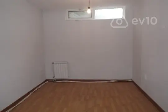 Satılır mənzil 80 m²
