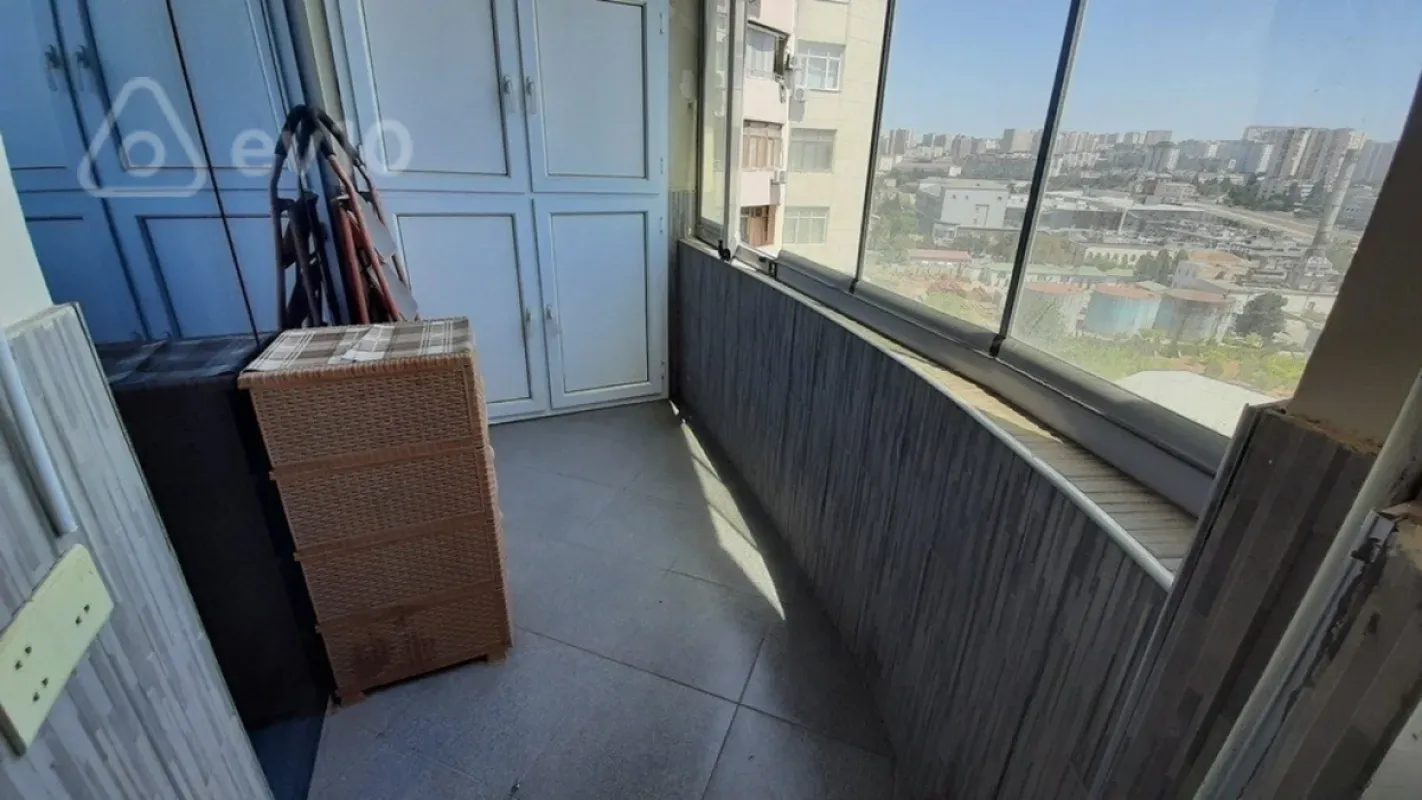 Kirayə verilir 2 otaqlı yeni tikili 75 m²