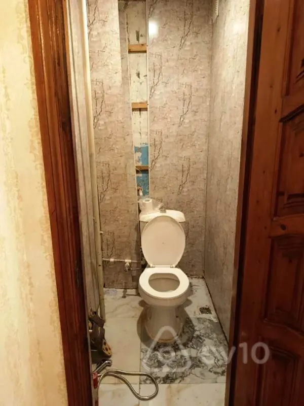 Satılır 3 otaqlı köhnə tikili 80 m²