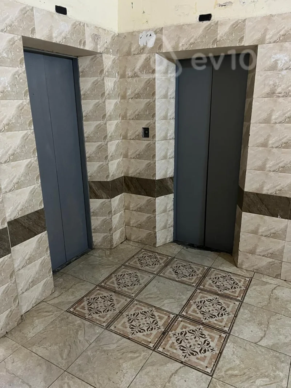 Satılır 2 otaqlı yeni tikili 75 m²