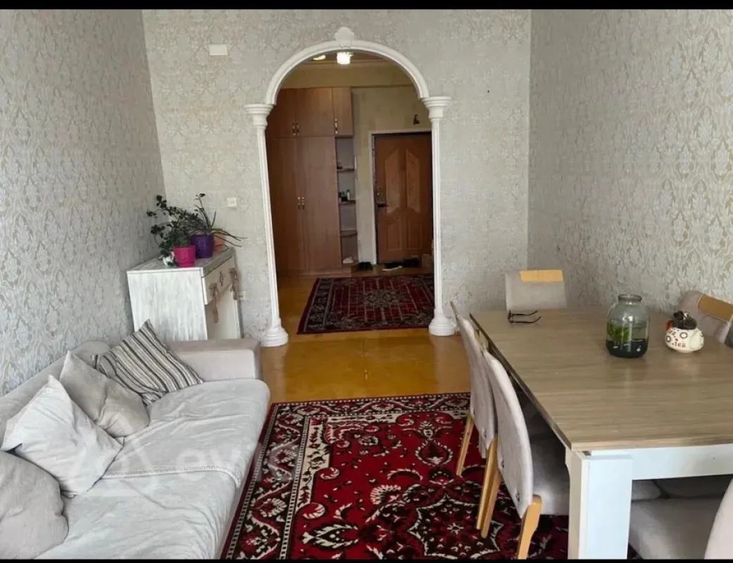 Satılır 2 otaqlı yeni tikili 75 m²