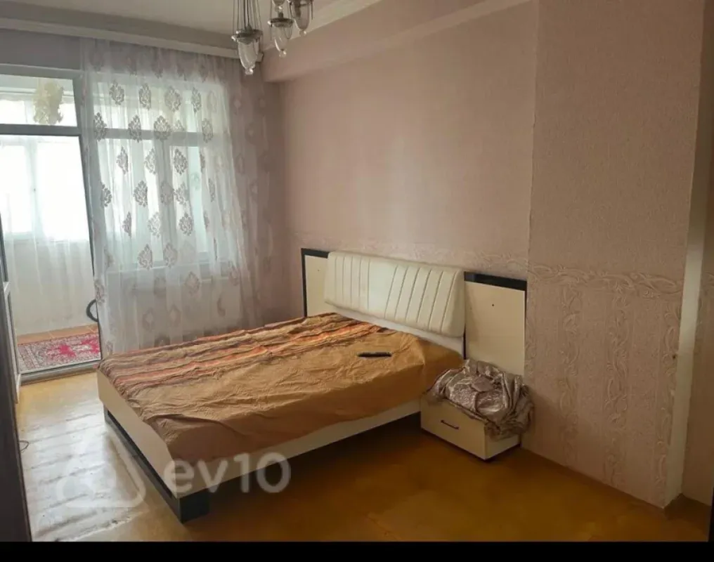 Satılır 2 otaqlı yeni tikili 75 m²