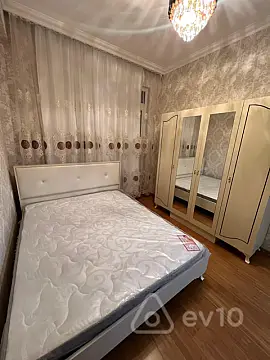 Kirayə verilir 2 otaqlı yeni tikili 70 m²