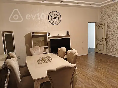 Kirayə verilir 3 otaqlı yeni tikili 115 m²